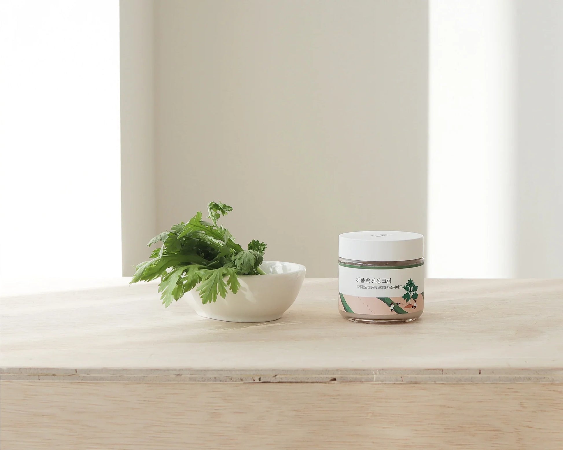 ROUND LAB | MUGWORT CALMING CREAM - 80 ml - onnistyle.com