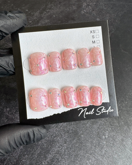 PRESS ON NAILS | MAGNETIC FLOWER