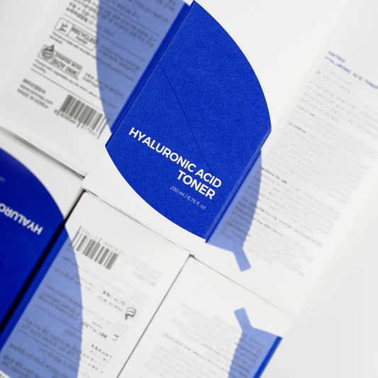 ISNTREE | HYALURONIC ACID TONER - 200ml - onnistyle.com