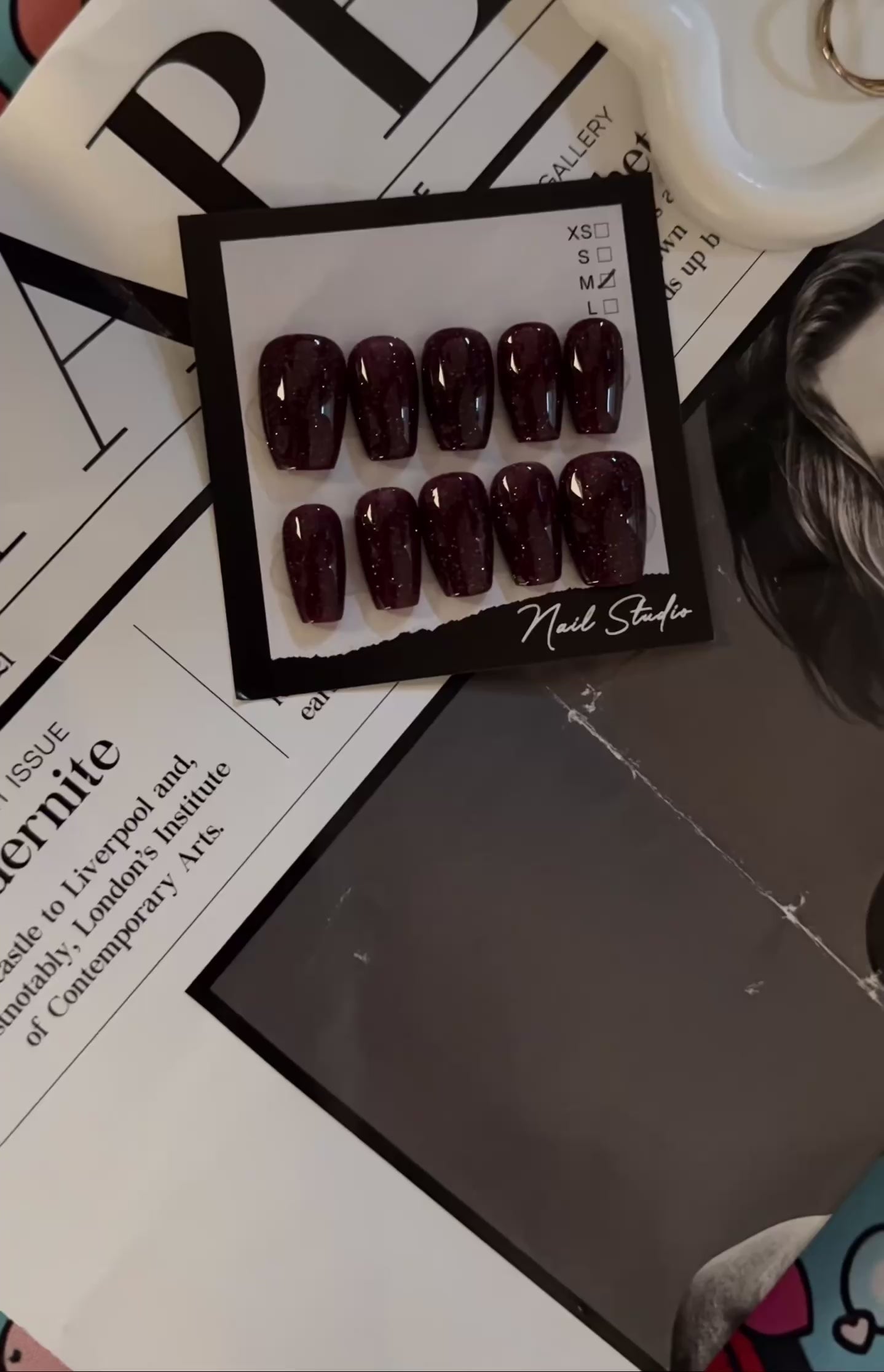 Unghie finte press on effetto flash