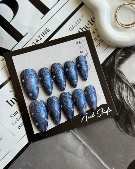PRESS ON NAILS | FLOWER CAT